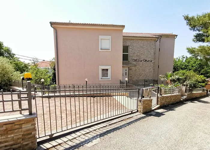 50m Vom Entfernt- Fuer 5 Personen By Interhome * Dramalj