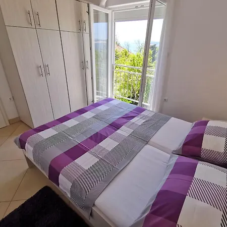 50m Vom Entfernt- Fuer 5 Personen By Interhome
